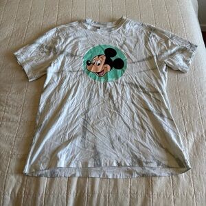 Disney White Short Sleeve T‑Shirt with Mickey Mouse Graphic